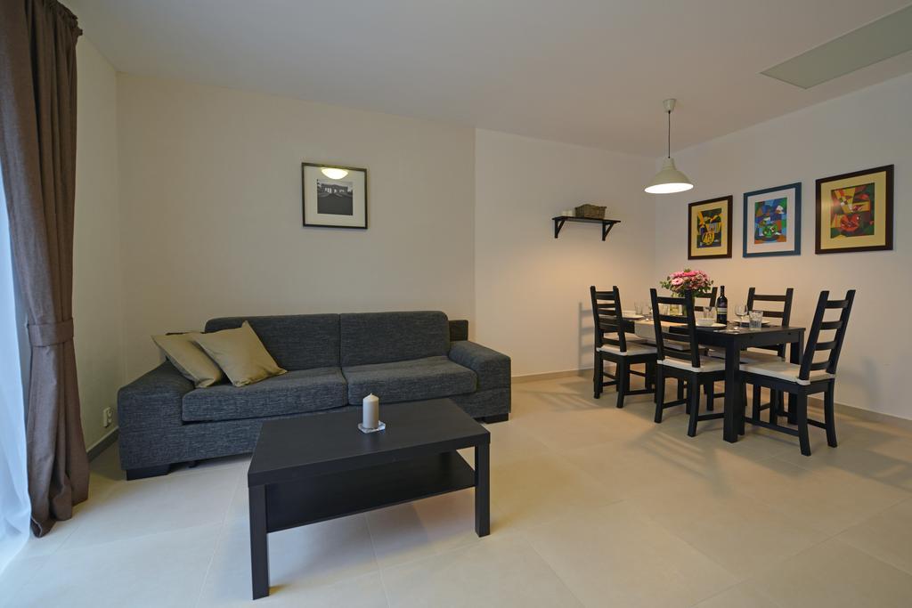 Apartmany Belveder Hlohovec Buitenkant foto